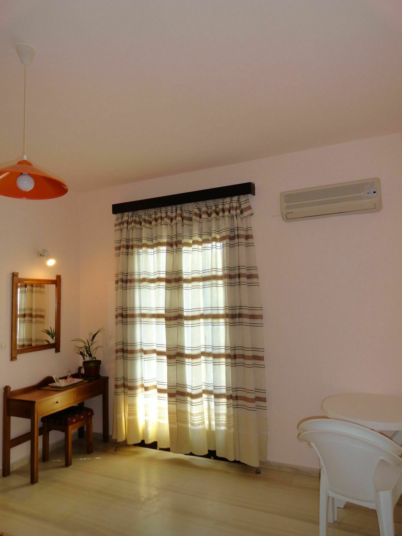Santa Maria Studios & Apartments Плакиас Экстерьер фото