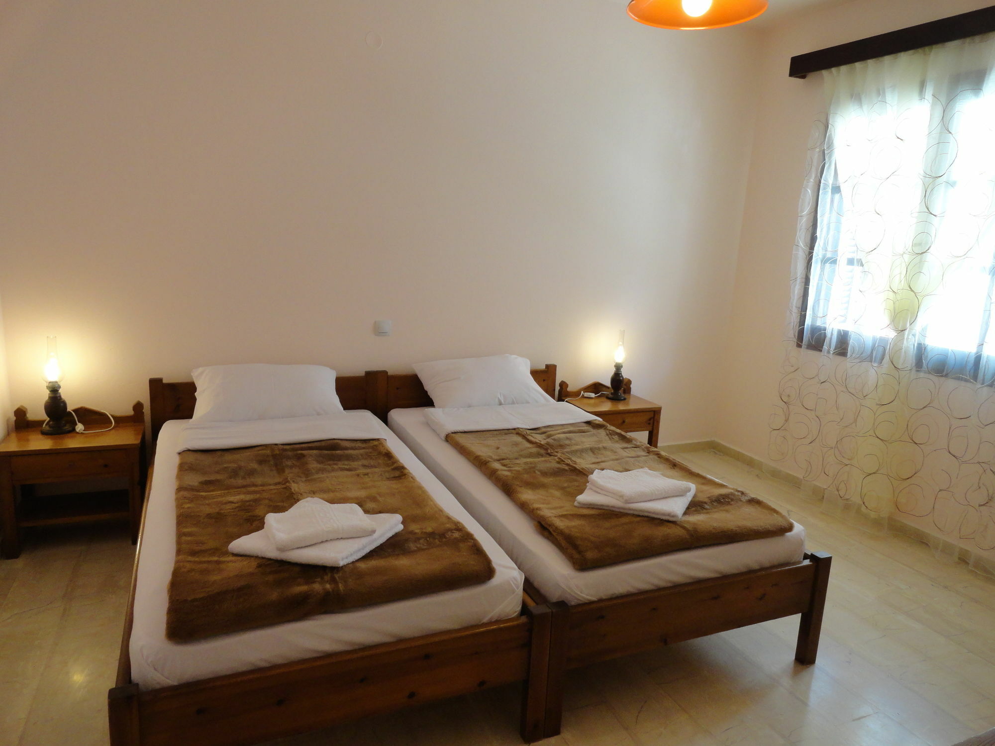 Santa Maria Studios & Apartments Плакиас Экстерьер фото